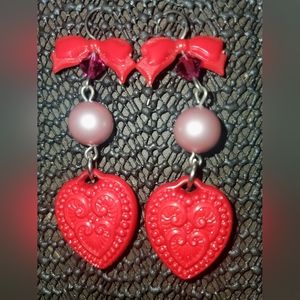 TARINA TARANTINO CANDY CAMEO LUCITE HEART PIERCED EARRINGS